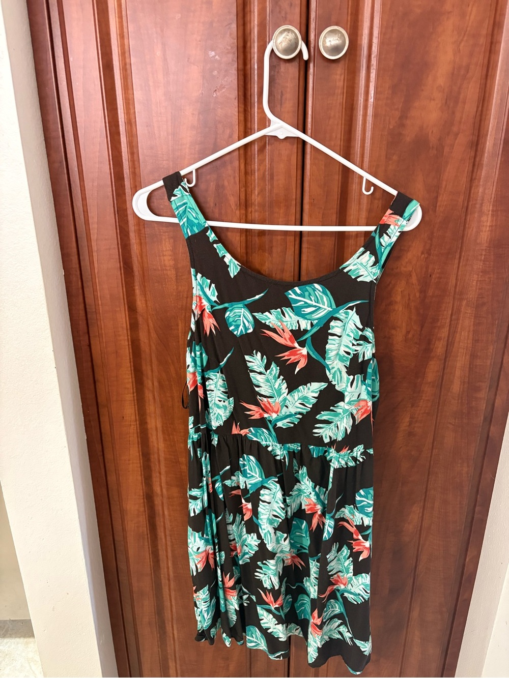 Roxy Black Tropical Sleeveless Summer Dress Above the knee Size Medium